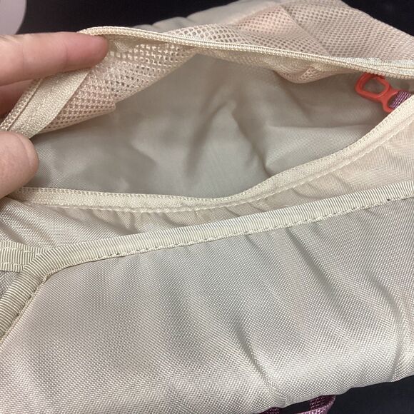 Patagonia Tablet Netbook Case - Carry/Storage - Tan/Beige - Padded - Picture 7 of 7